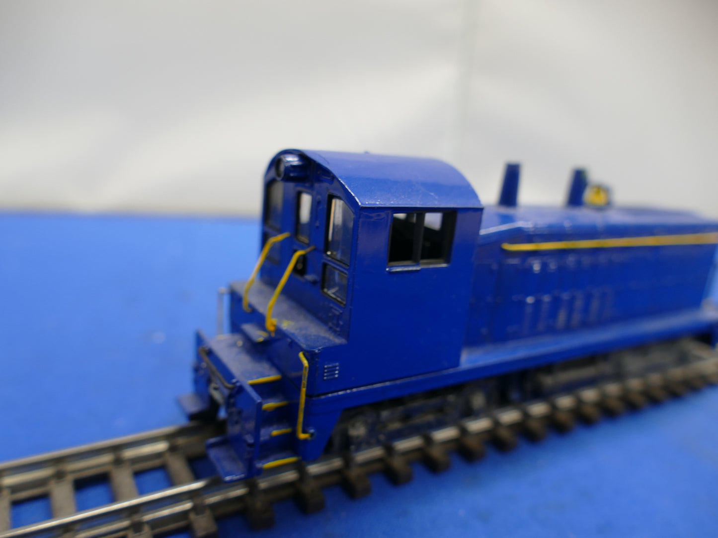 Athearn HO - #4031 Switcher (used)