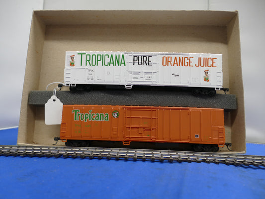 Athearn HO - #2302 Twin Set Tropicana Reefer (used)