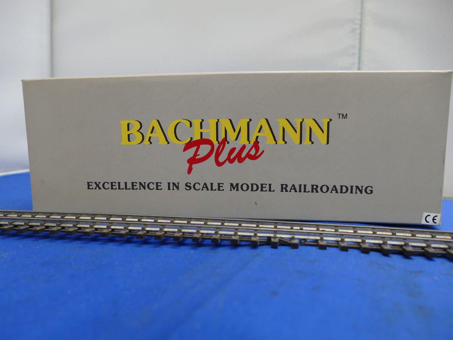 Bachmann OO/HO 11507 Conrail Diesel No. 2324 (used)