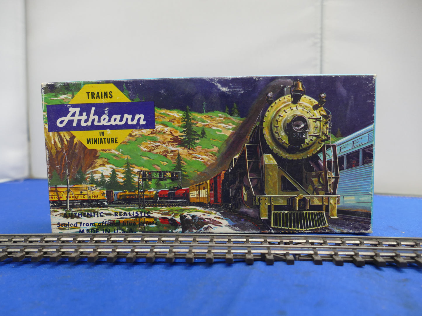 Athearn HO - #4001 "Seaboard" Switcher (used)