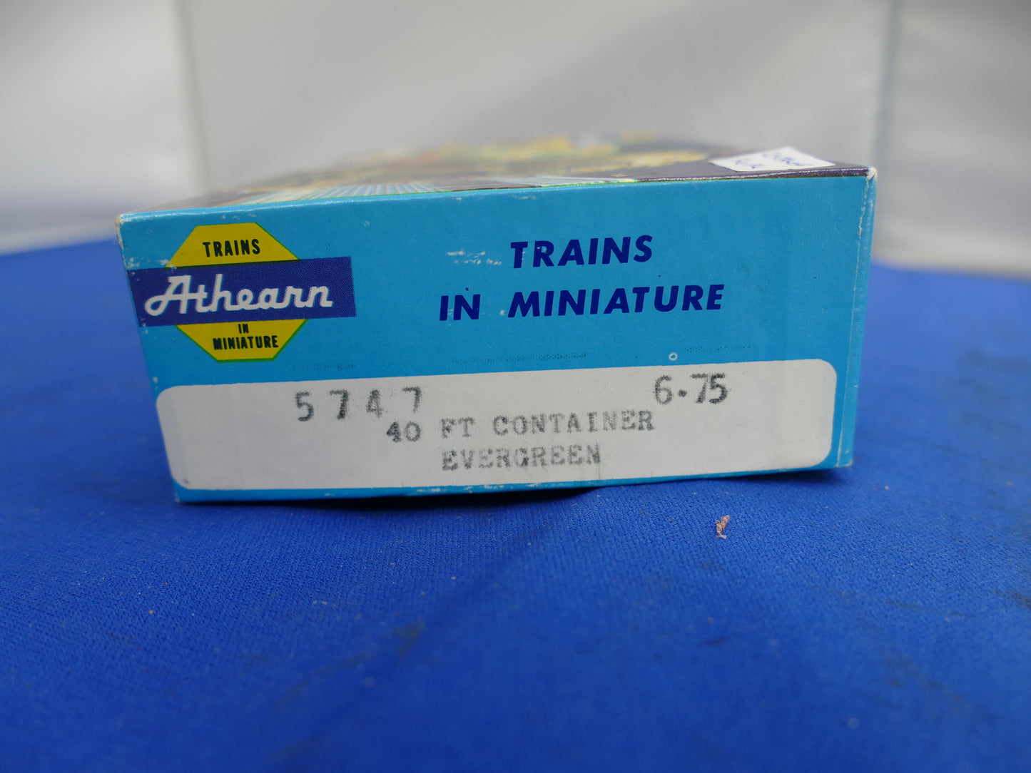 Athearn HO - #5747 Box of 2 Containers (used)