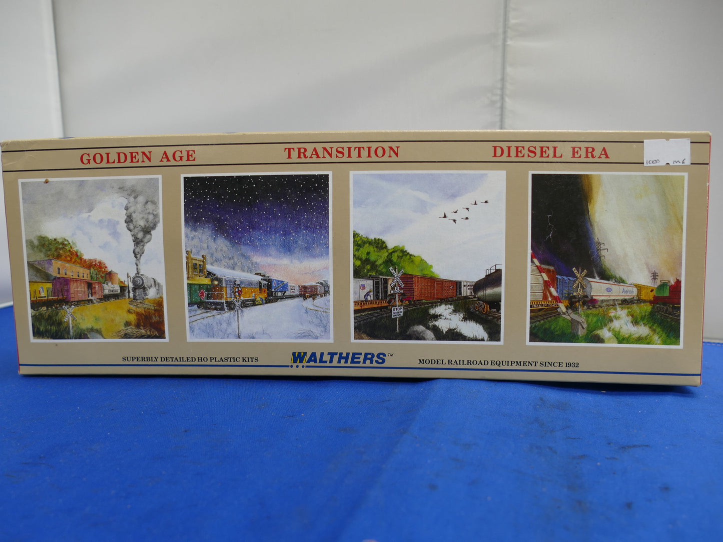 Walthers HO - 89' Enclosed Auto Carrier (used)