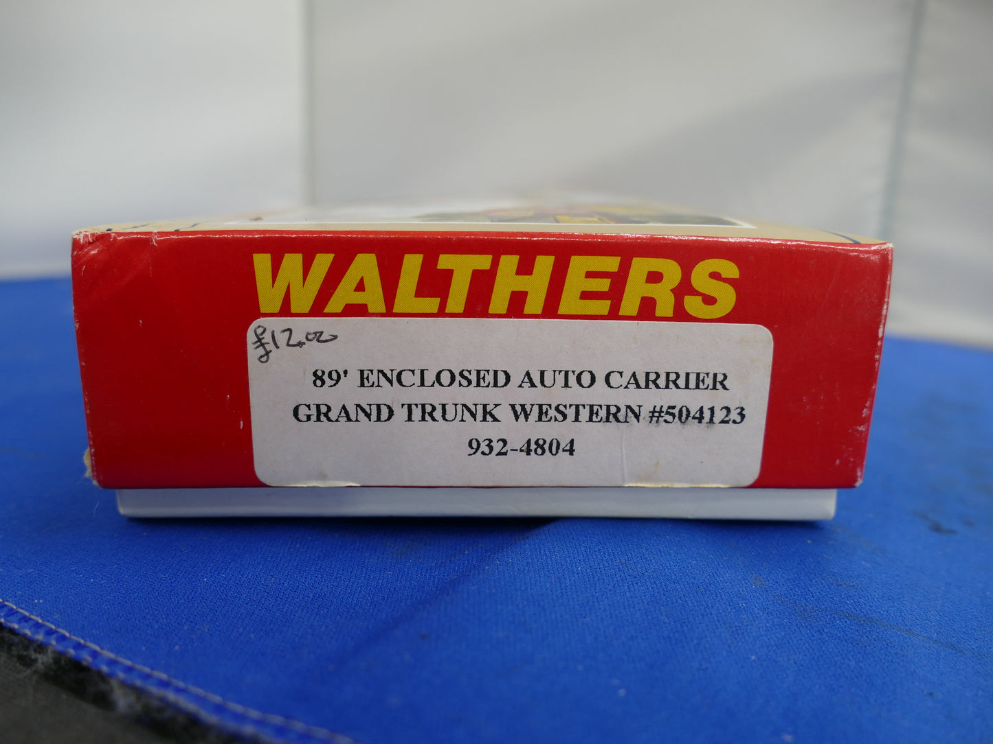 Walthers HO - 89' Enclosed Auto Carrier (used)