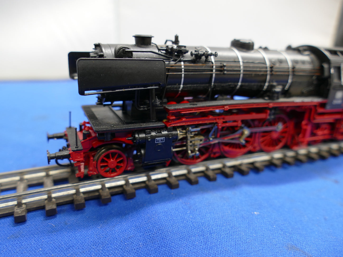 Roco HO - 63224 2-6-2 DB Steam Loco (used)
