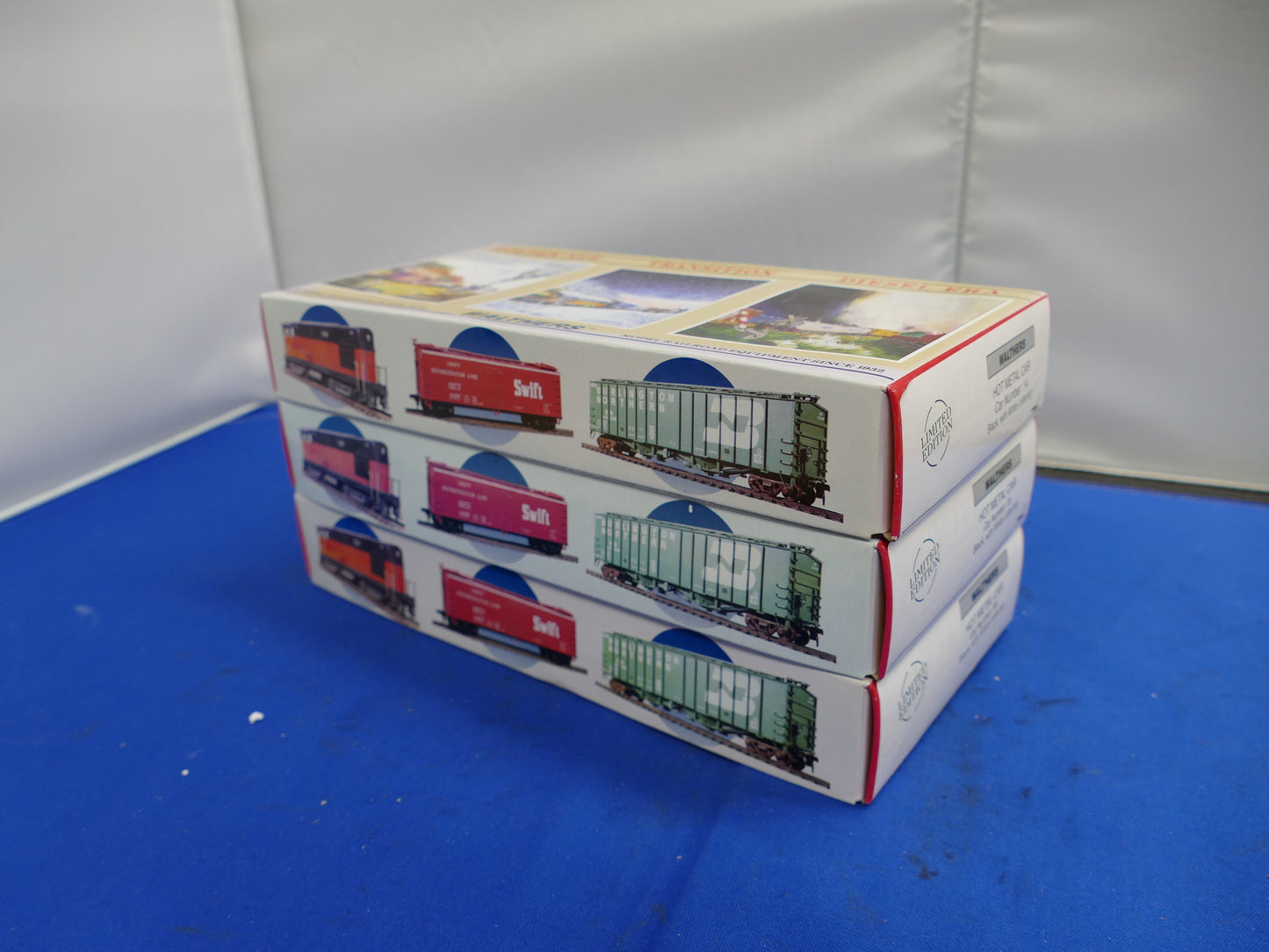 Walthers HO - Hot Metal Car Kit Set of 3 (unused)