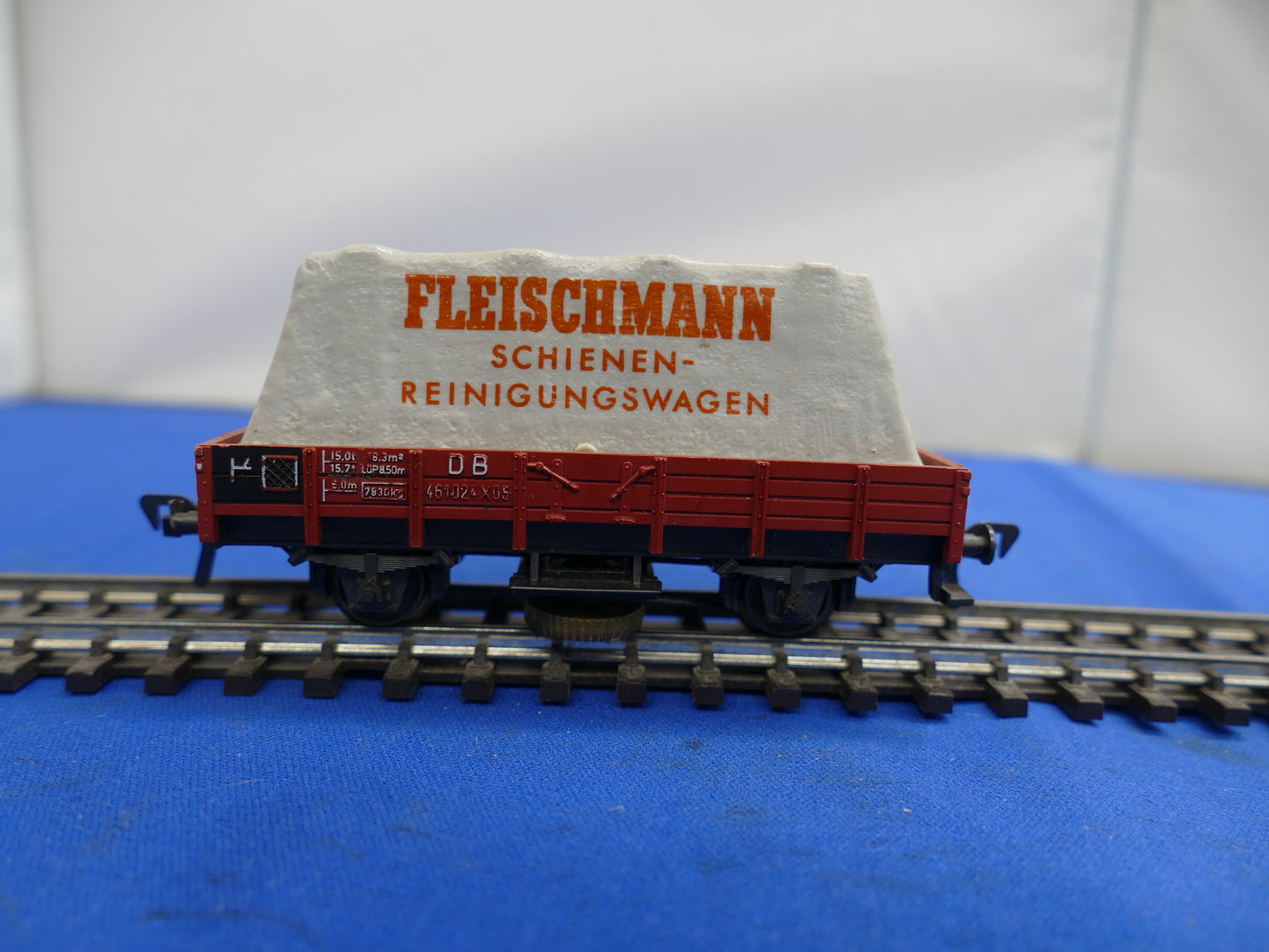 Fleischmann HO Track Cleaner Wagon (used)
