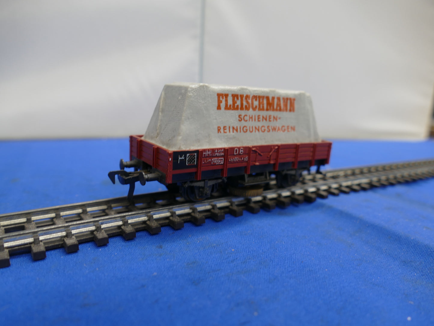 Fleischmann HO Track Cleaner Wagon (used)