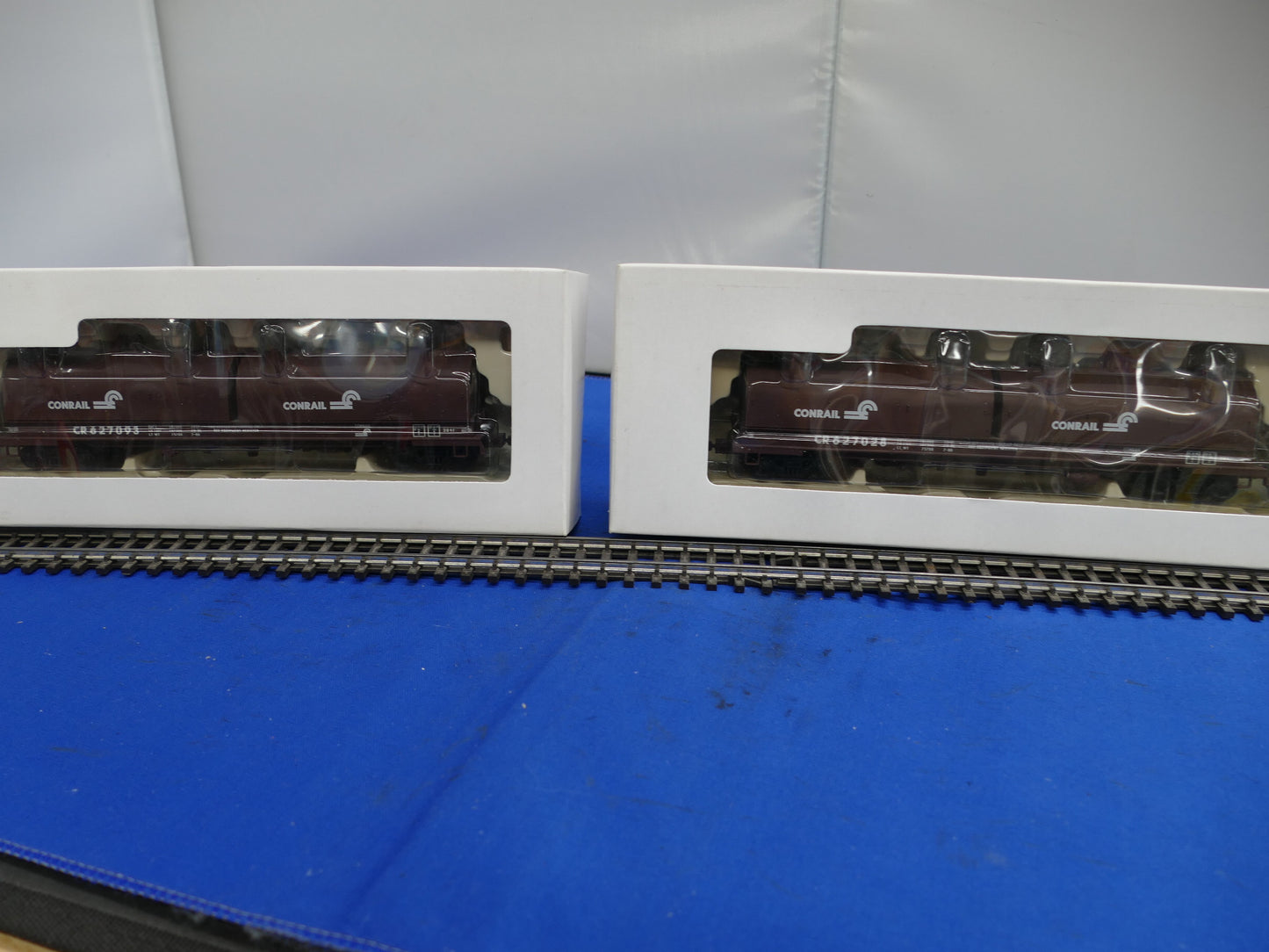 Walthers HO - Cushion Roll Car (used)