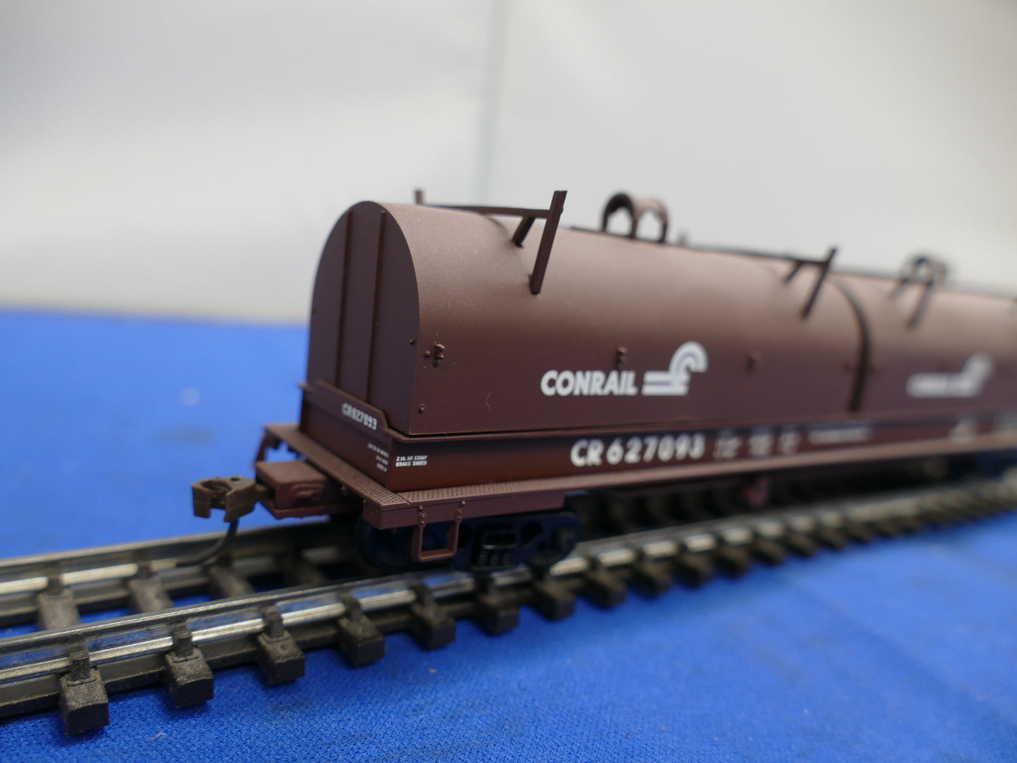 Walthers HO - Cushion Roll Car (used)