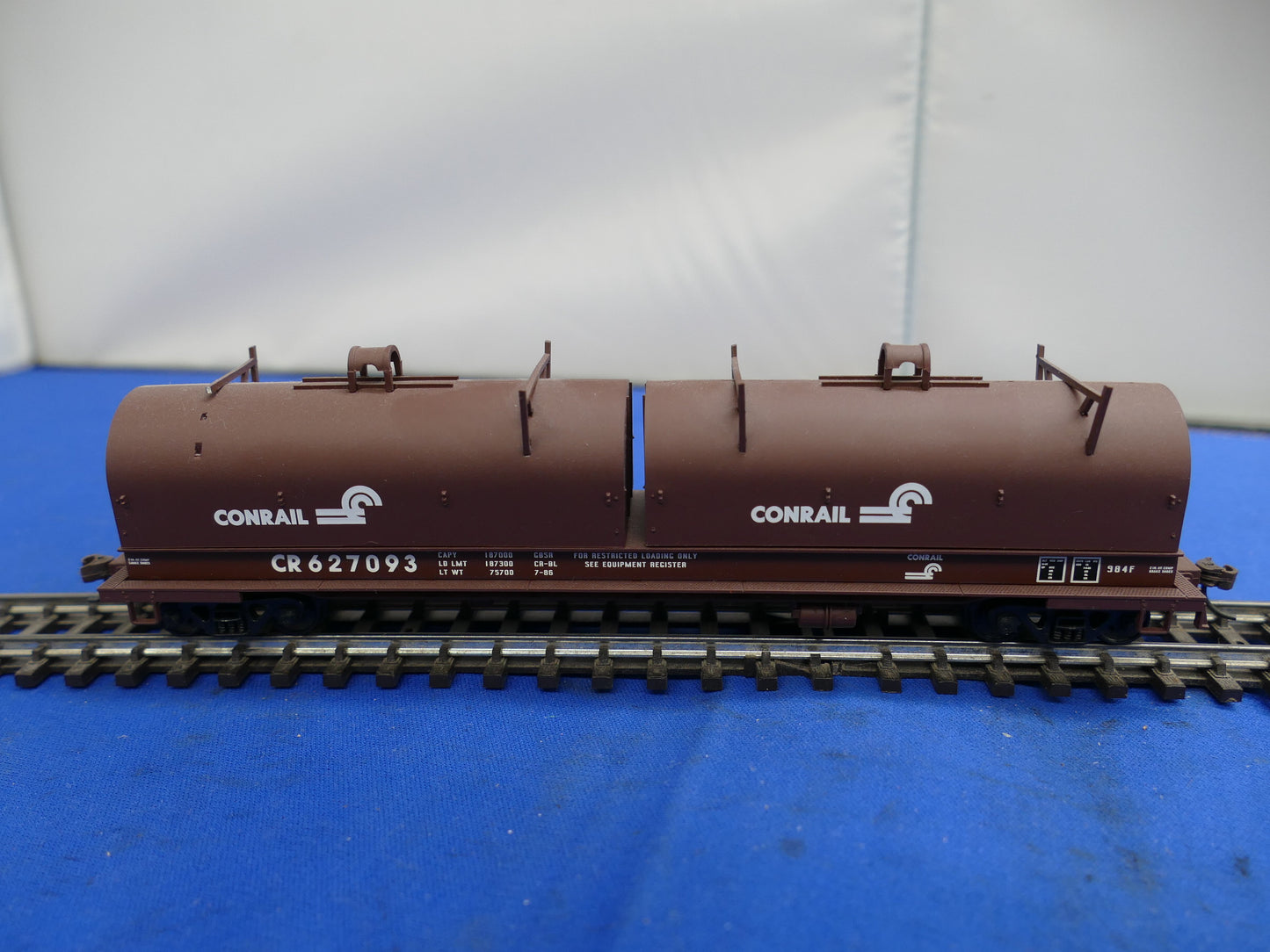 Walthers HO - Cushion Roll Car (used)