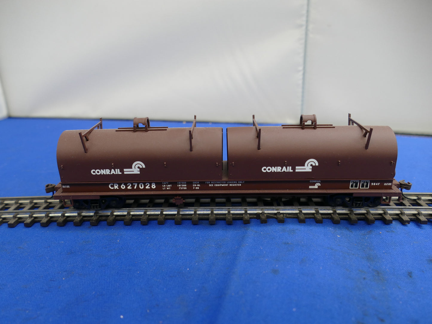 Walthers HO - Cushion Roll Car (used)