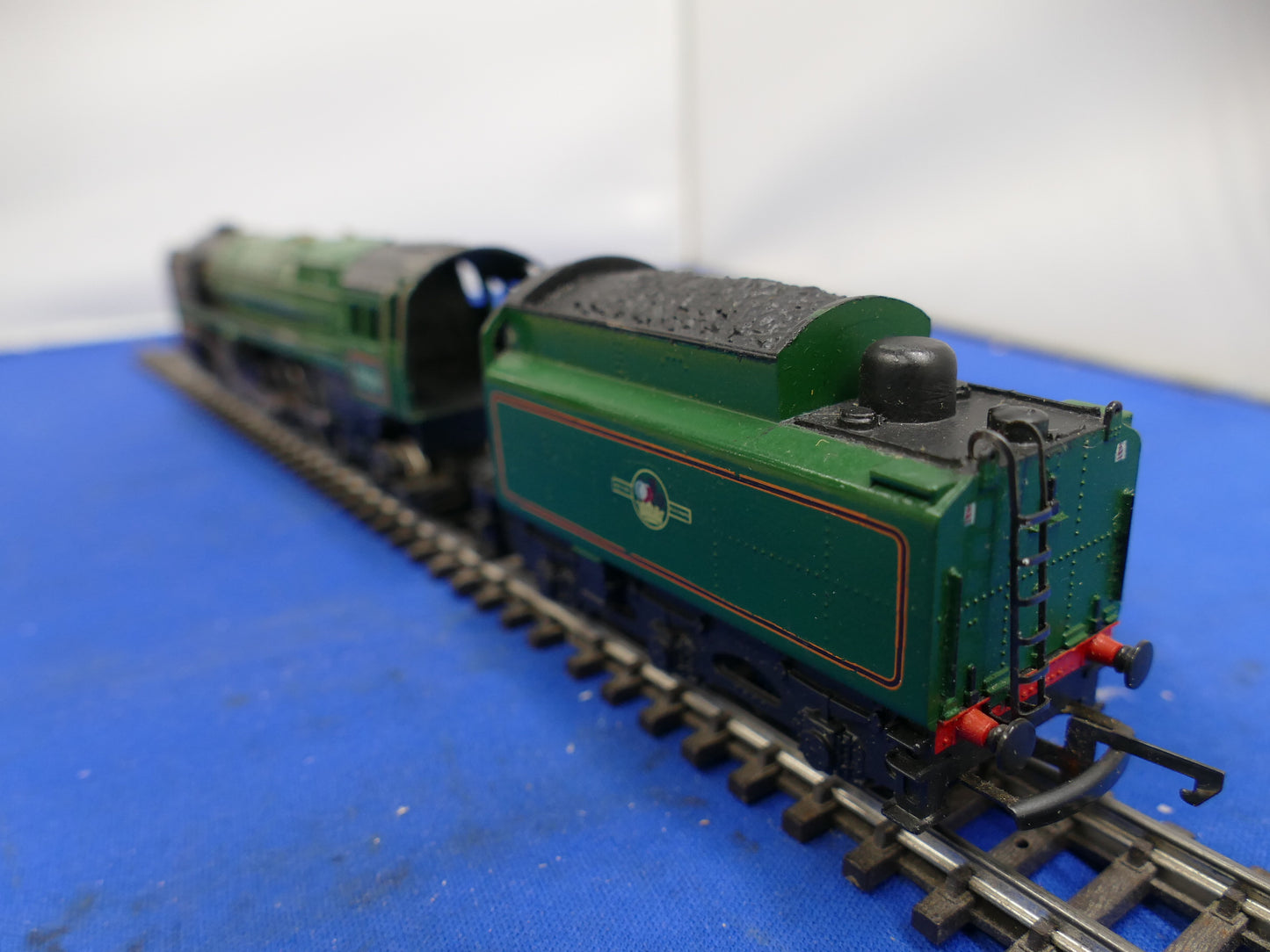 Hornby OO 4-6-2 Class 7 Britannia (used)