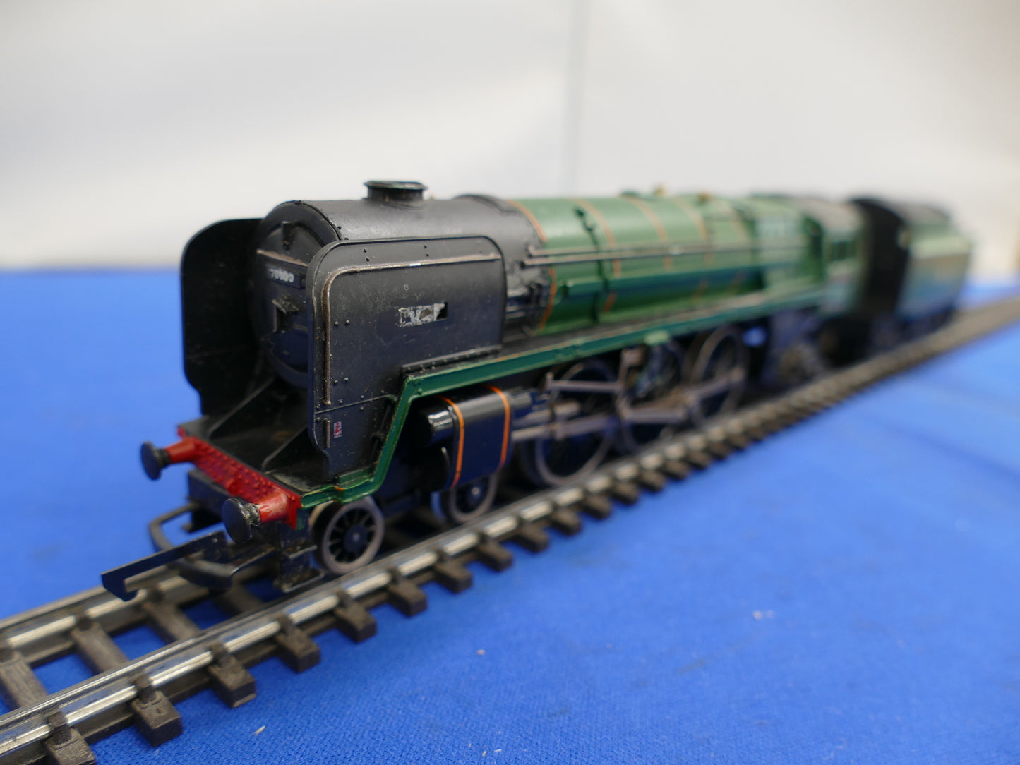 Hornby OO 4-6-2 Class 7 Britannia (used)