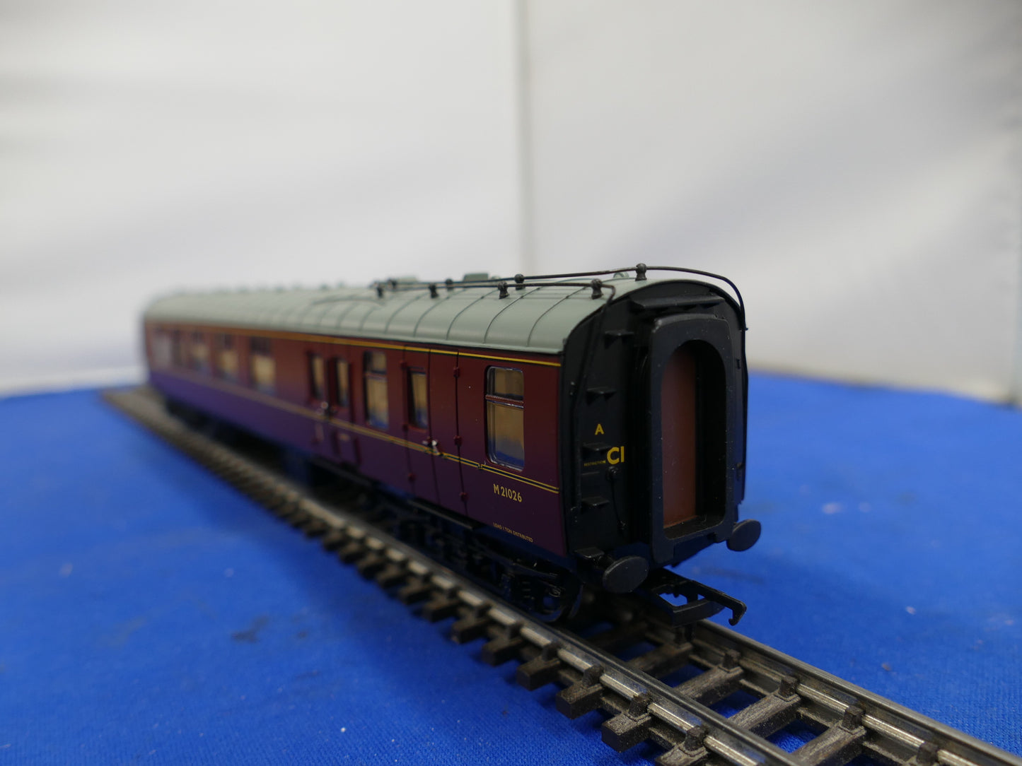 Bachmann OO/HO BR Mk1 Brake Composite Coach (used)