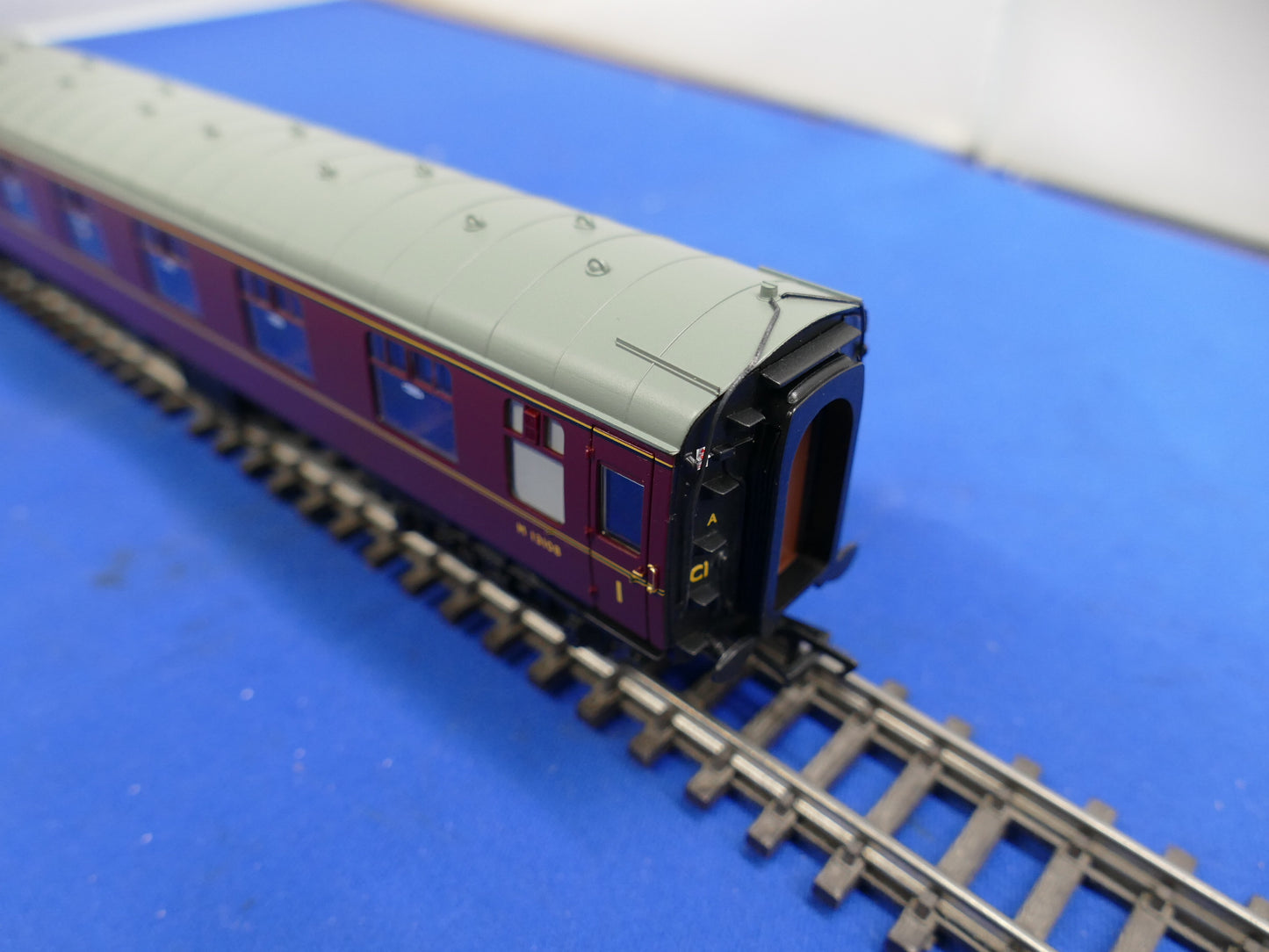 Bachmann OO/HO BR Mk1 First Coach (used)