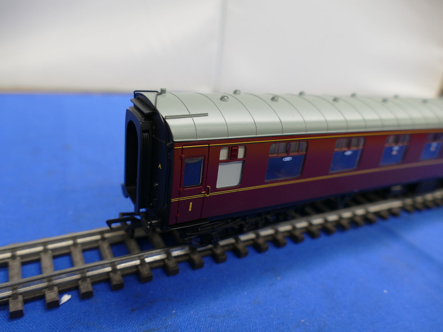 Bachmann OO/HO BR Mk1 First Coach (used)