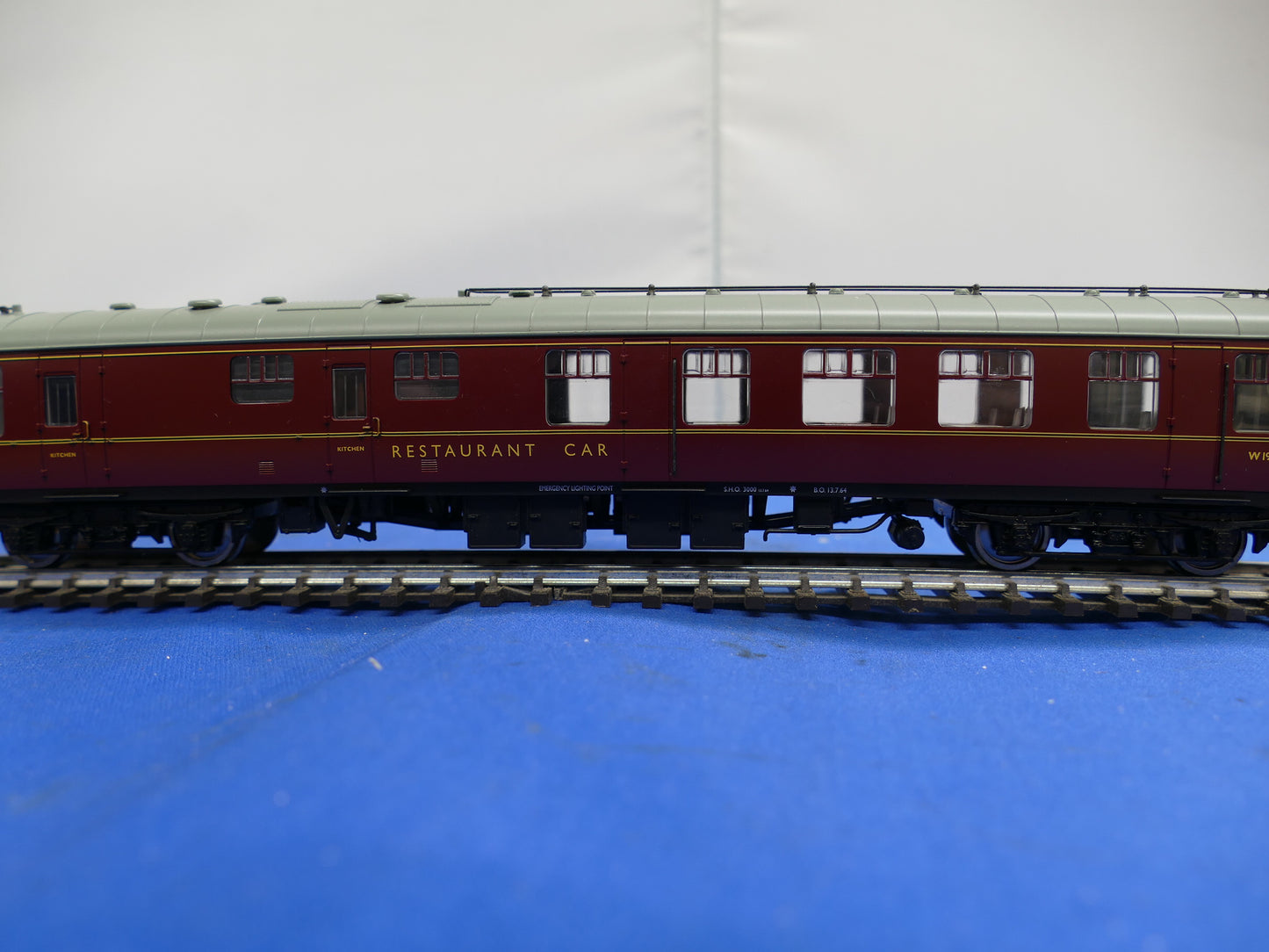 Bachmann OO/HO BR Mk1 Resturant Car (used)