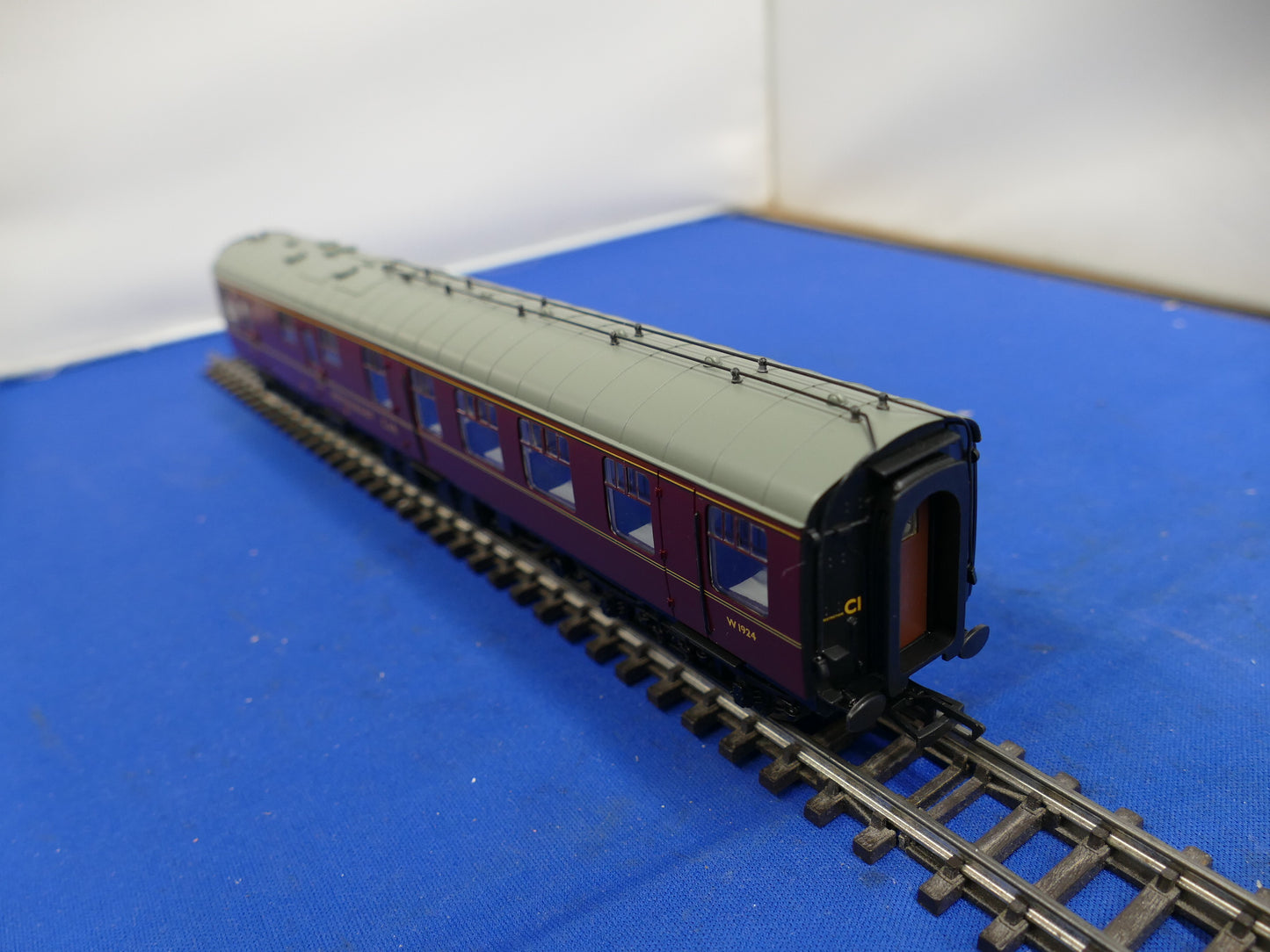 Bachmann OO/HO BR Mk1 Resturant Car (used)