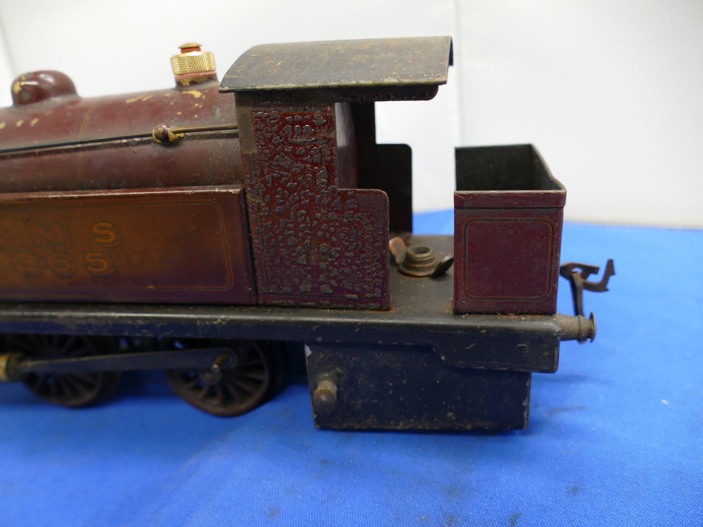 Bowmans  Gauge "O" metal 0-4-0 Loco (used)