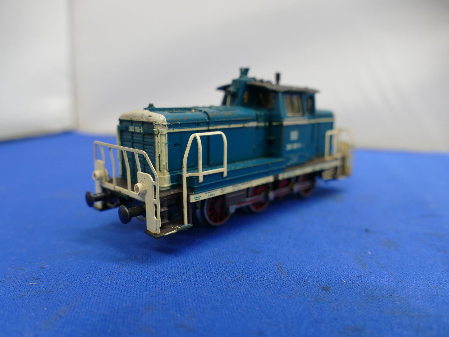 Fleischmann HO 4227 Shunter (used)