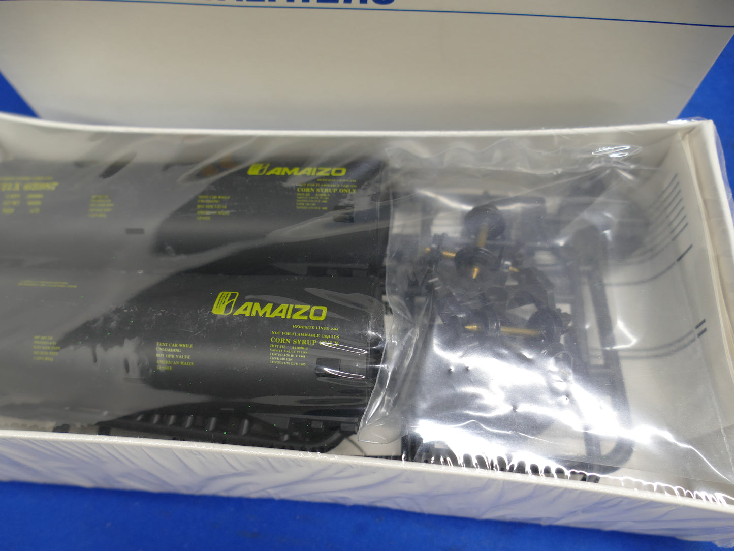 Walthers HO - 40' Tanker Kit (used)