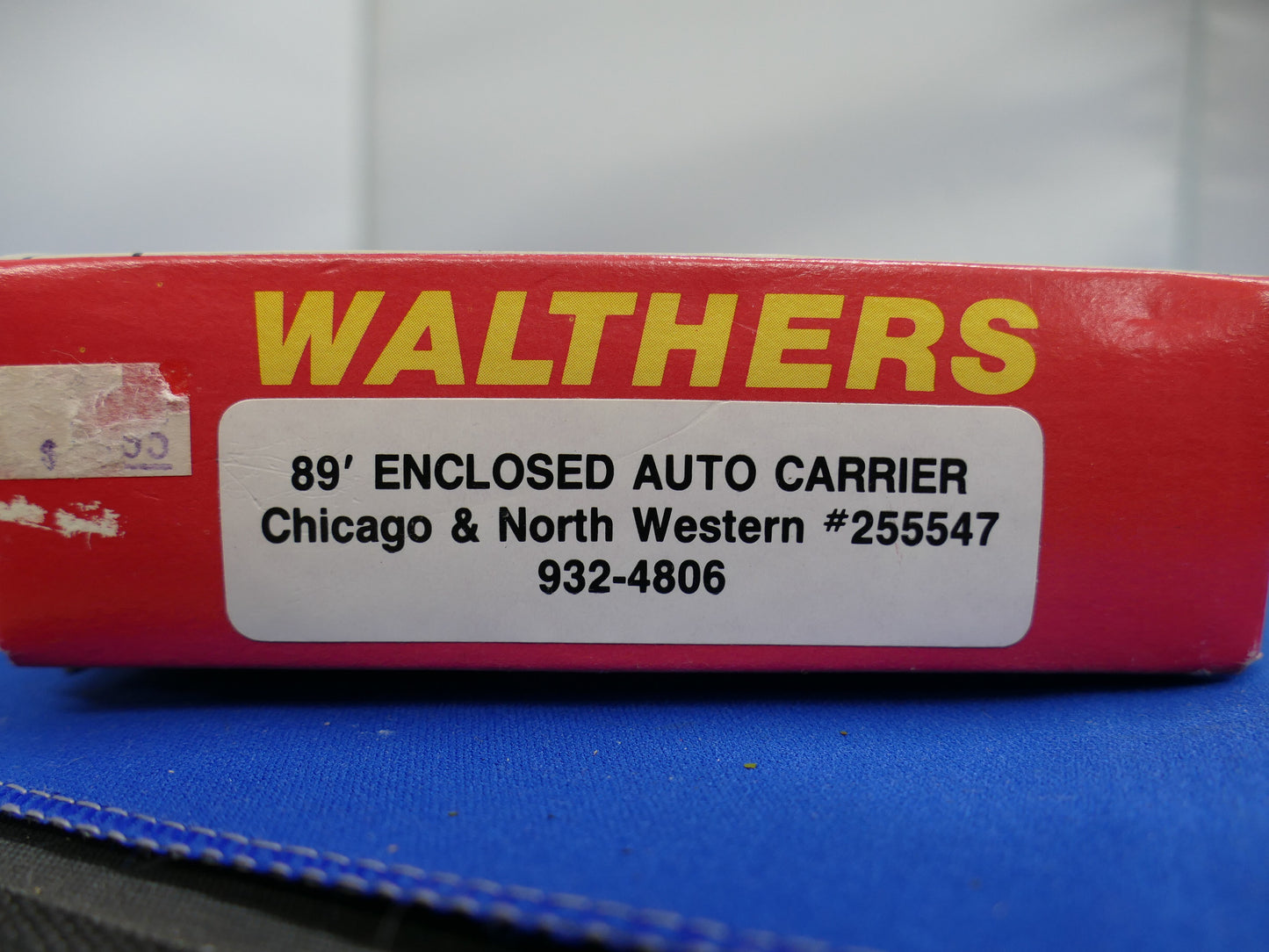Walthers HO - 89' Enclosed Auto Carrier (used)