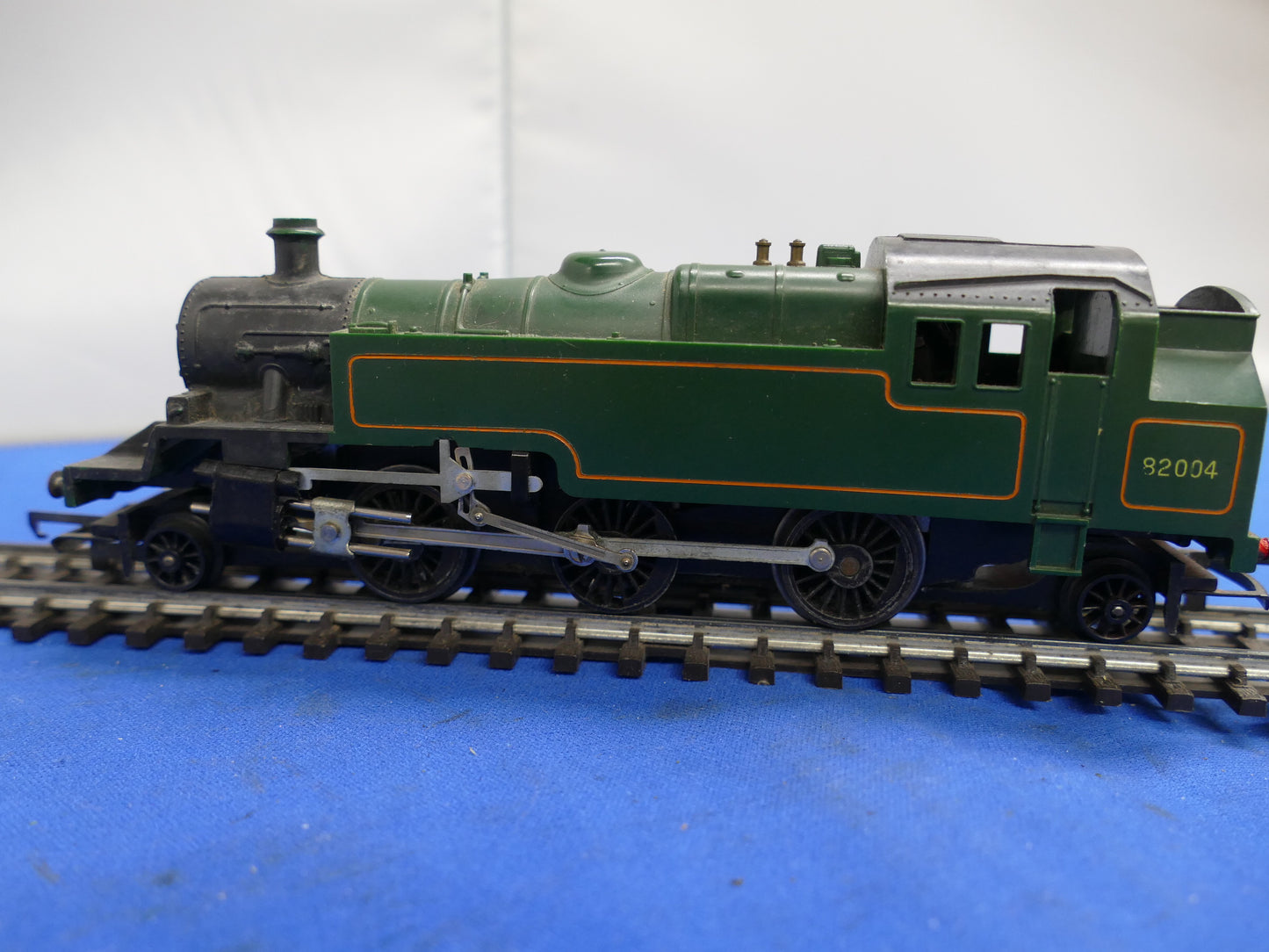 Hornby OO (Tri-ang) R59 Steam Loco (used)