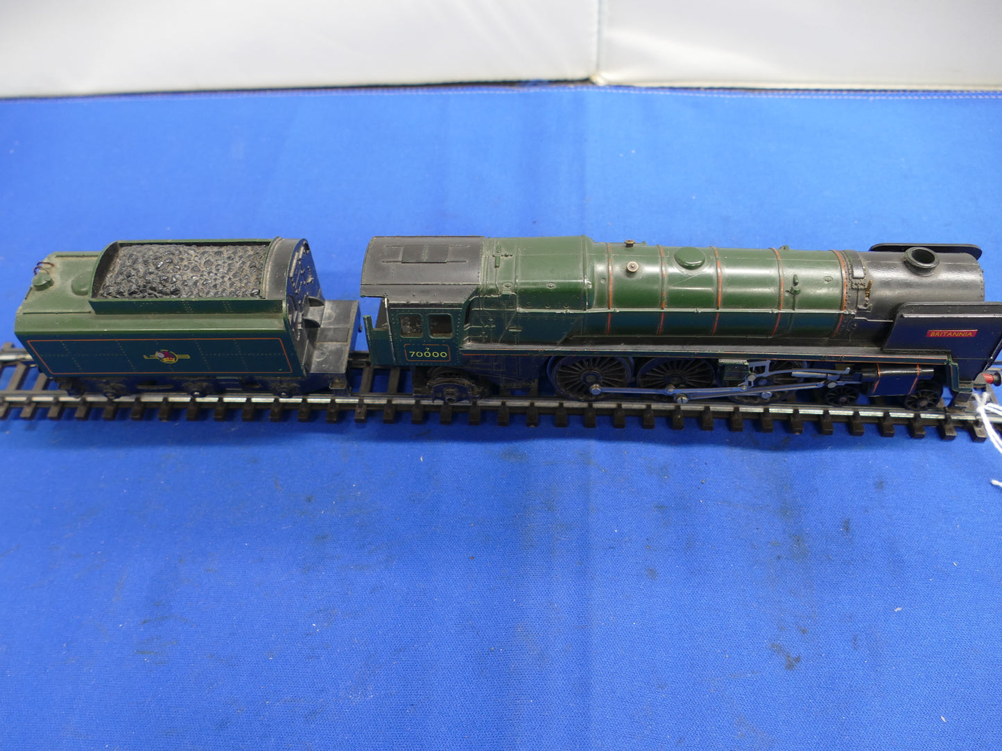 Hornby OO (Tri-ang) R259 Steam Loco (used)