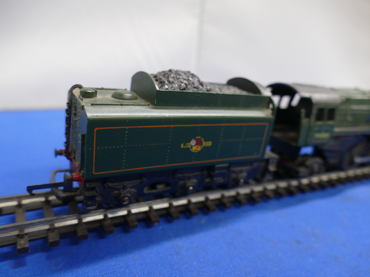 Hornby OO (Tri-ang) R259 Steam Loco (used)
