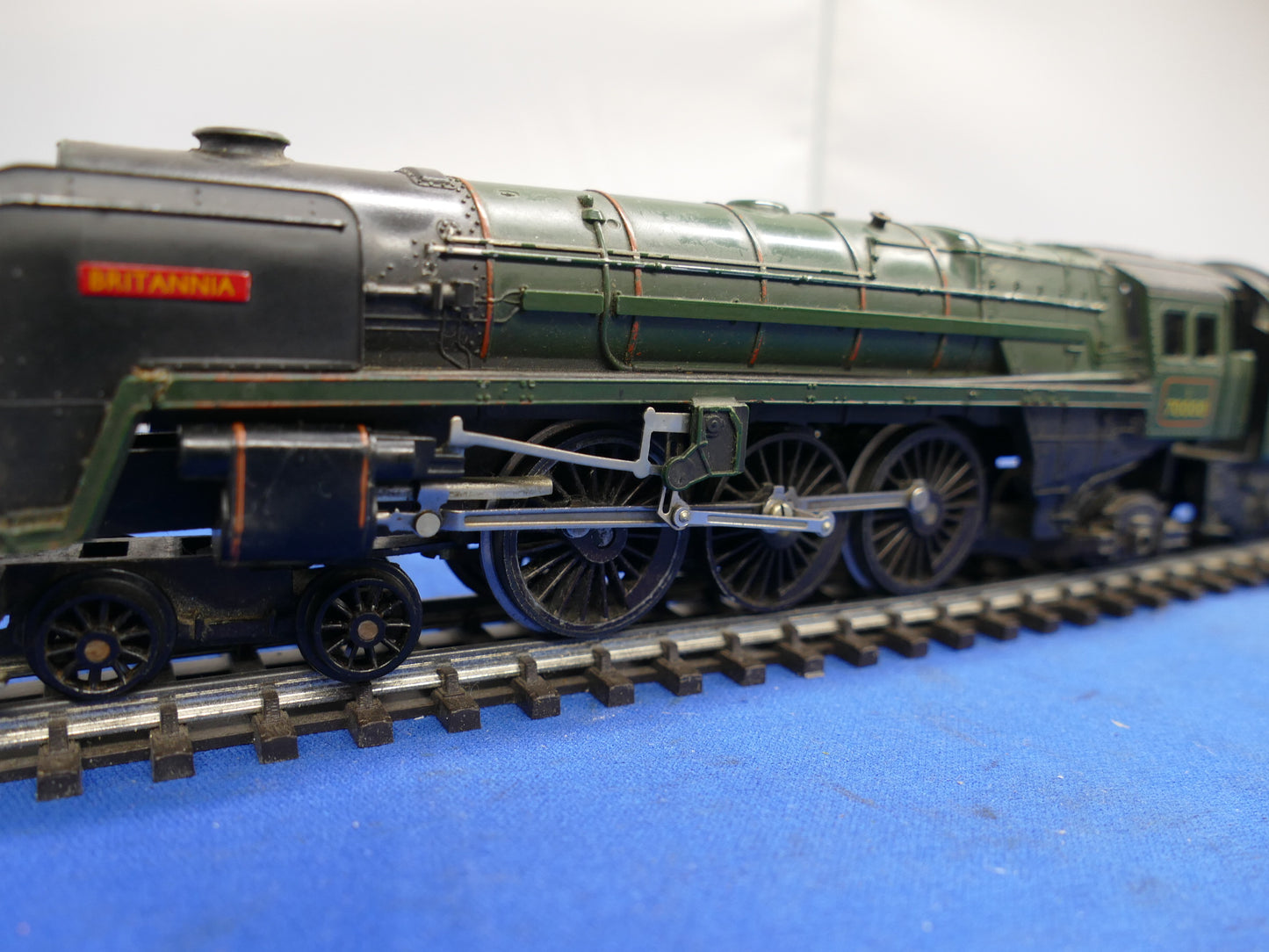 Hornby OO (Tri-ang) R259 Steam Loco (used)