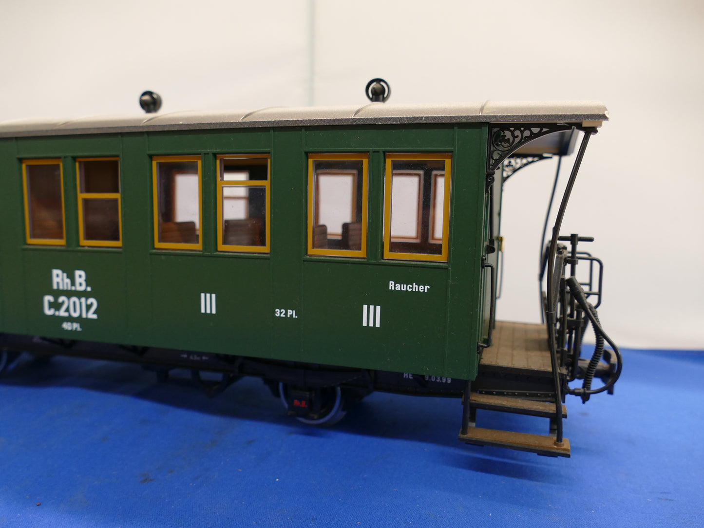 LGB RHB C2012 Coach (used)