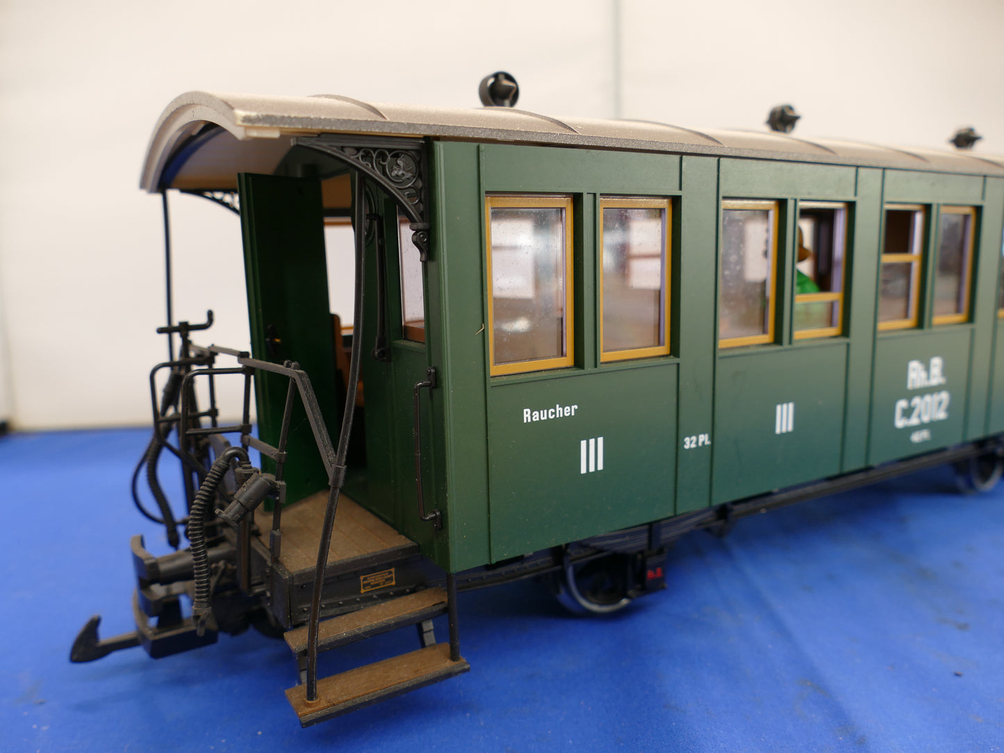 LGB RHB C2012 Coach (used)