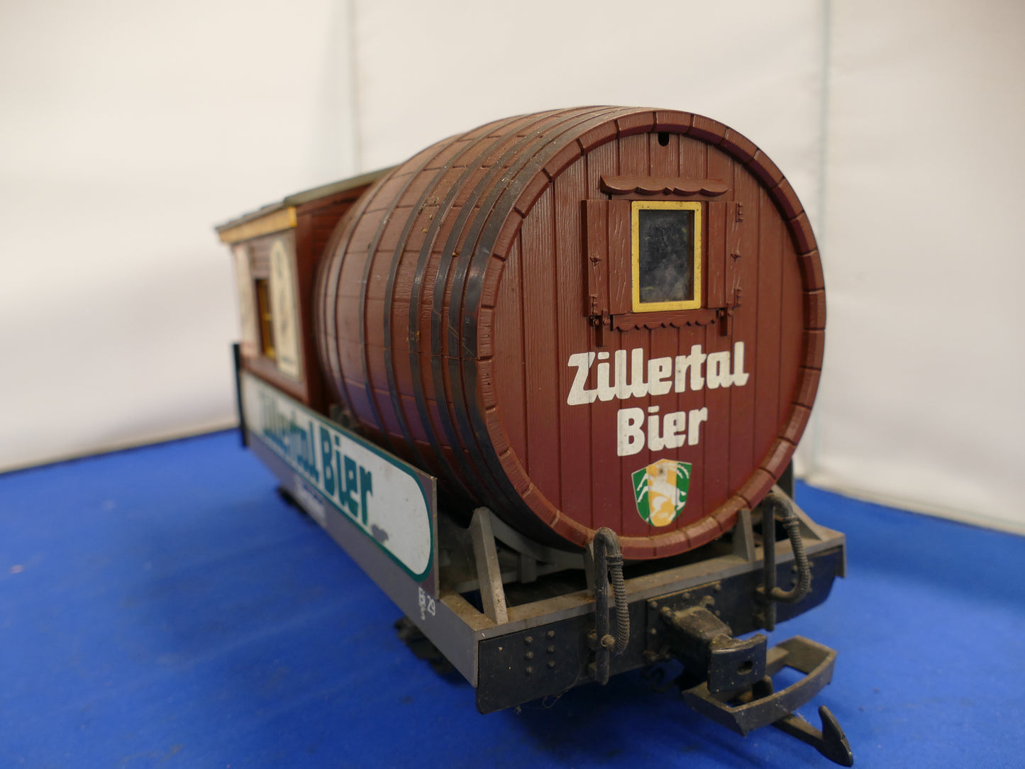 LGB 3042 Zillertal Beer Car (used)