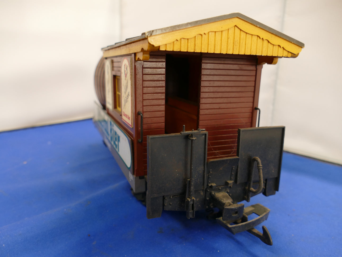LGB 3042 Zillertal Beer Car (used)