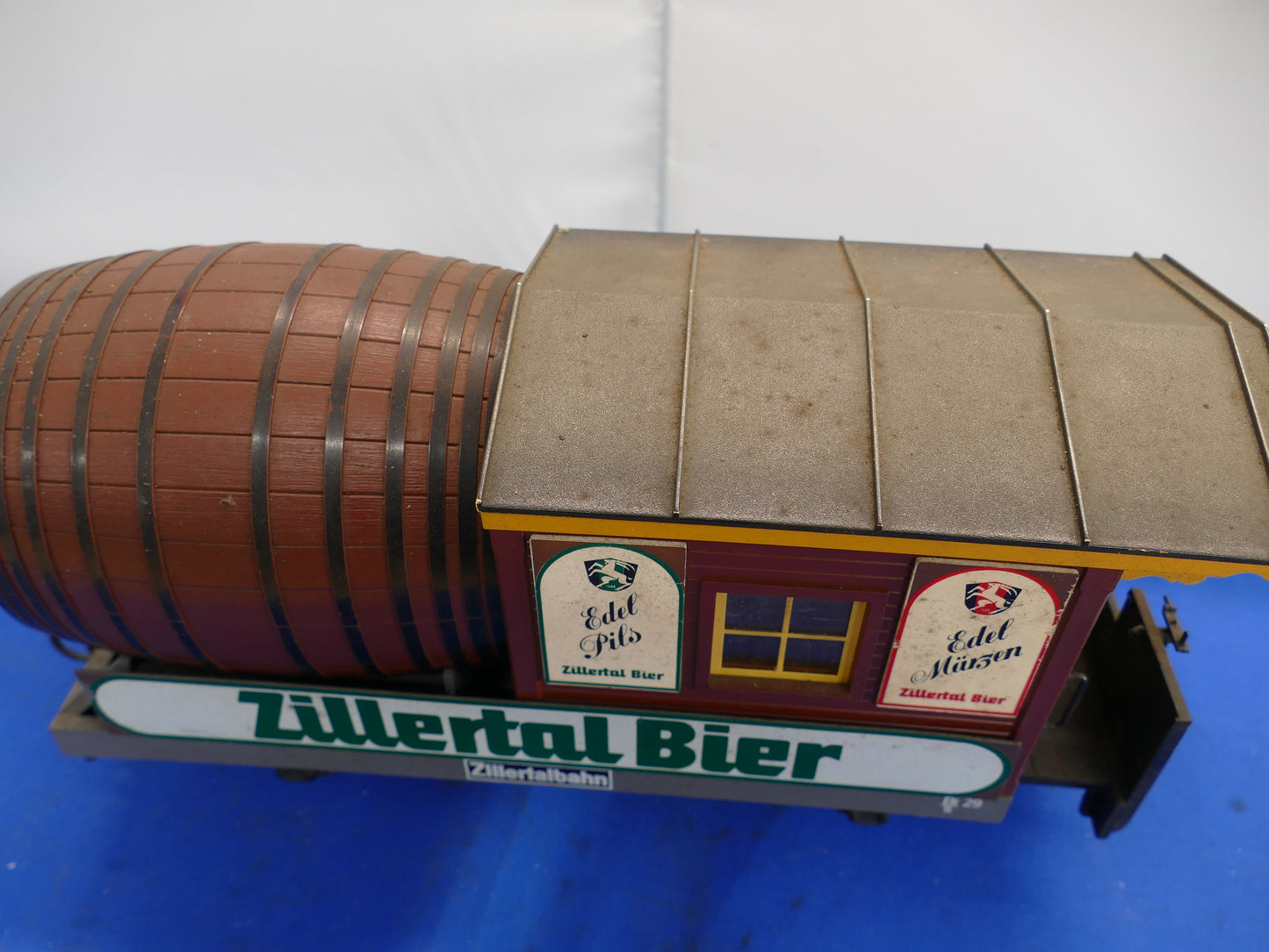 LGB 3042 Zillertal Beer Car (used)