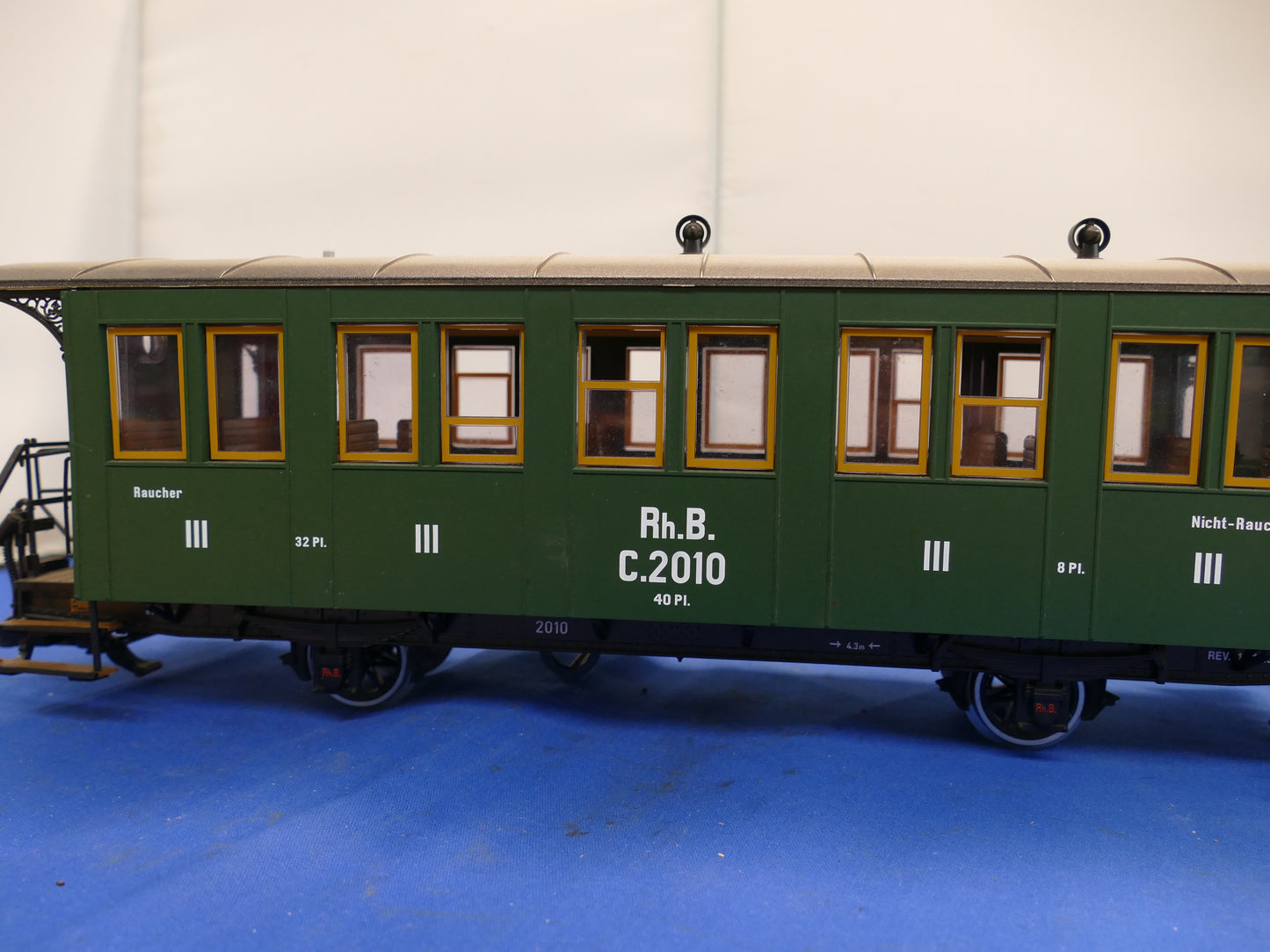 LGB RHB C2010 Coach (used)