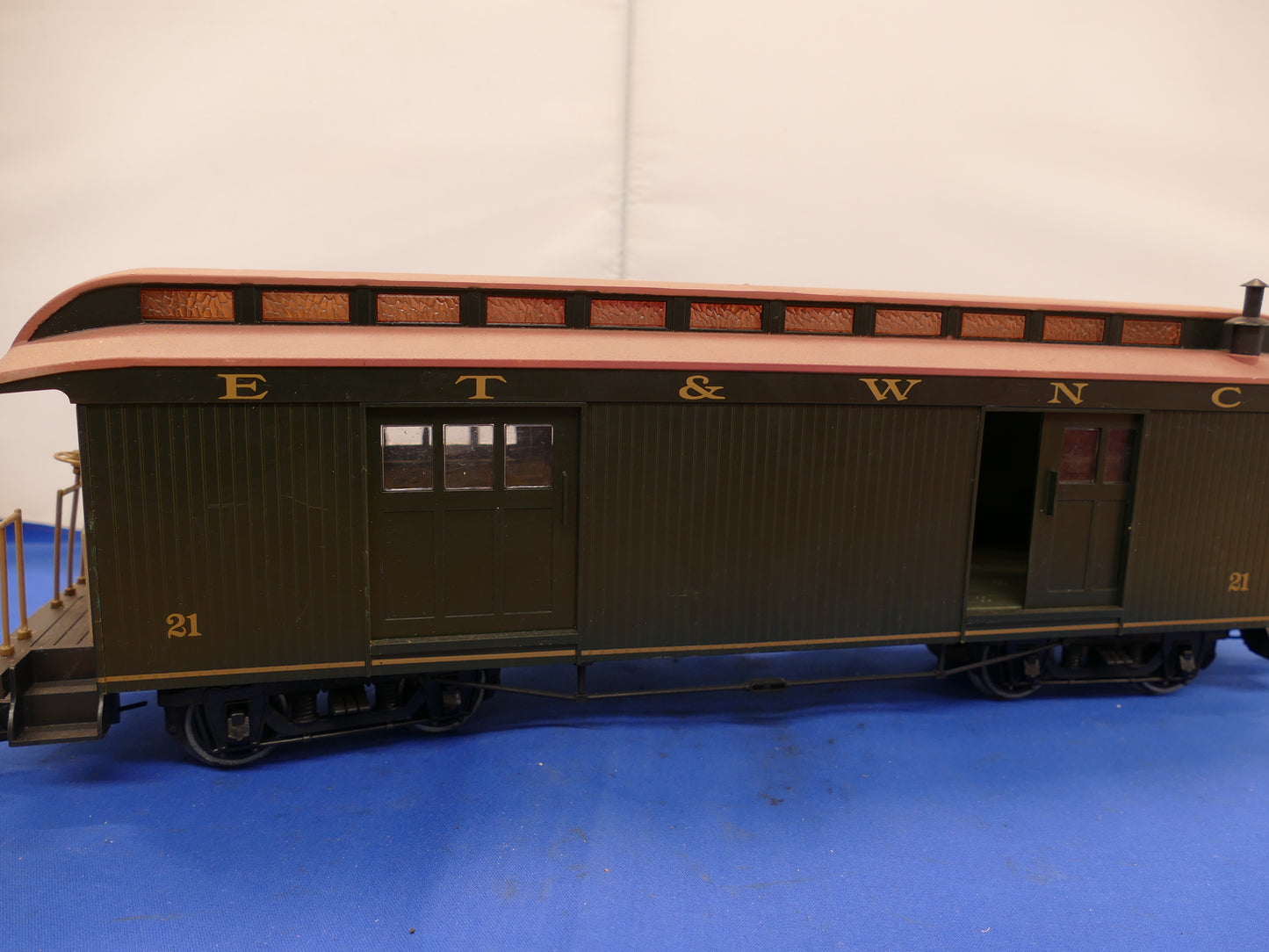 Bachmann G Scale - 97420 Coach (used)