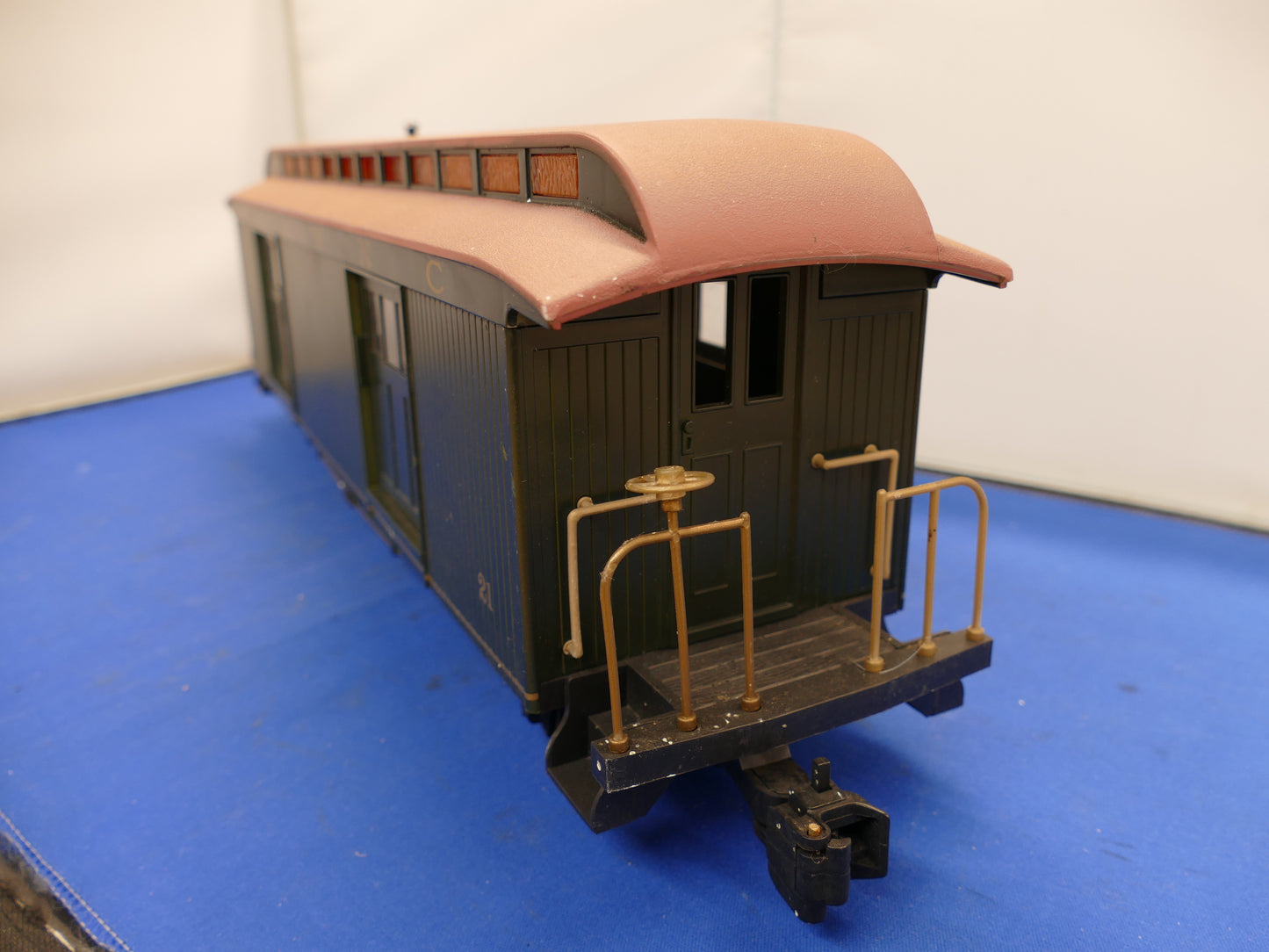 Bachmann G Scale - 97420 Coach (used)