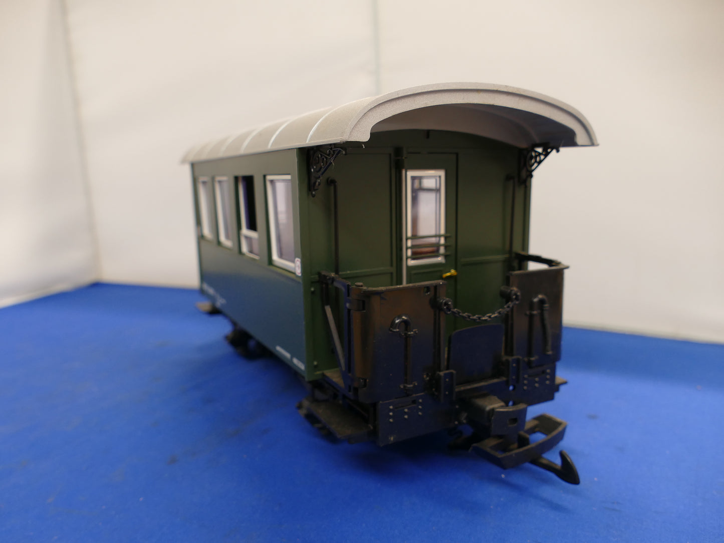 LGB 4 Wheel Coach (used)