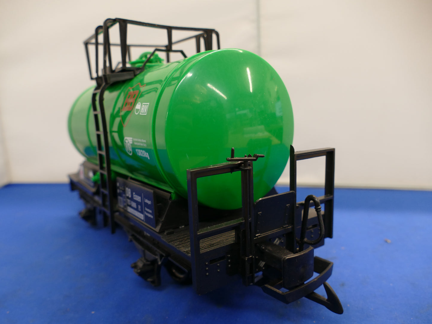 Train "BB" Green Tanker (used)