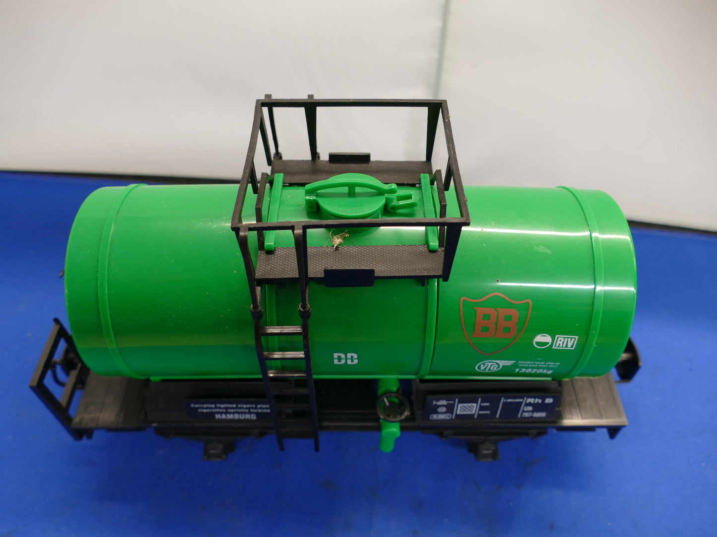 Train "BB" Green Tanker (used)