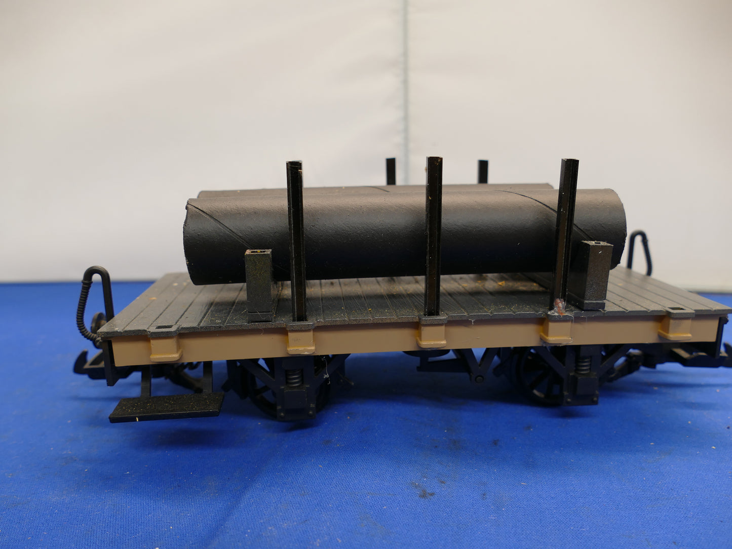 LGB 45000 Flat Wagon with Load (used)