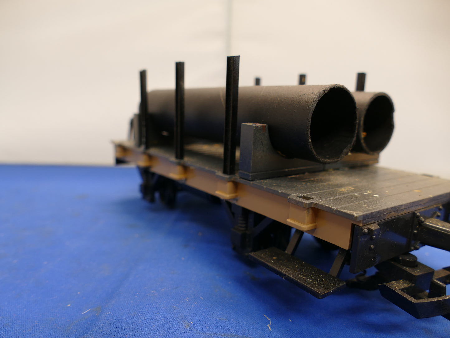 LGB 45000 Flat Wagon with Load (used)