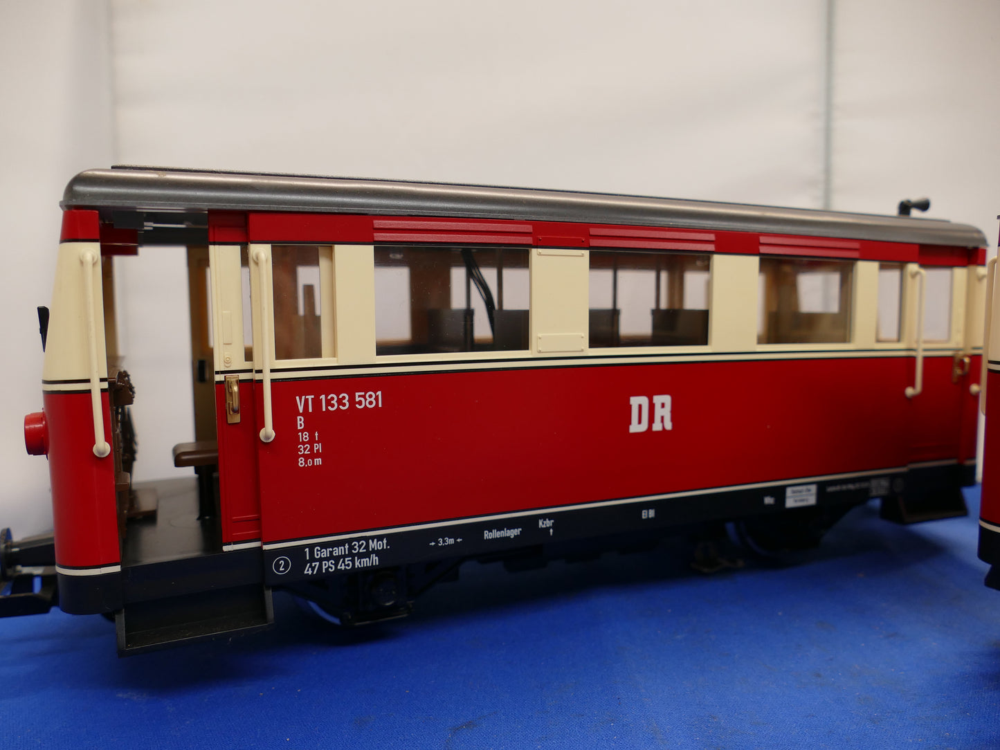 LGB 29655 DR Railcar & Control Car (used)