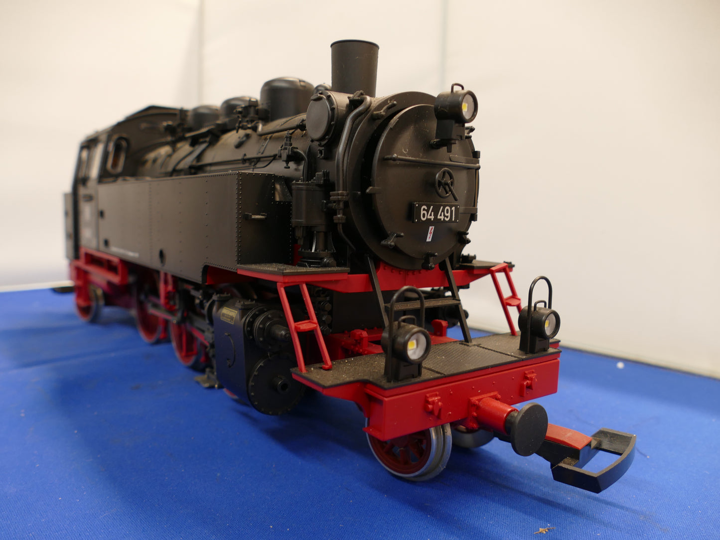 Piko 37210 BR64 Steam Loco (used)