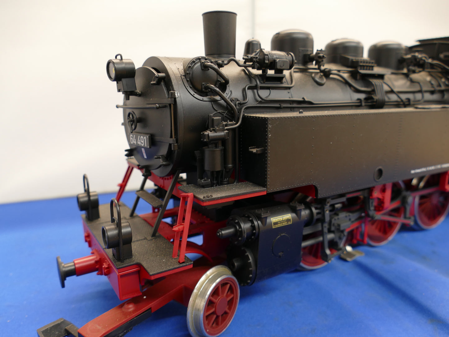 Piko 37210 BR64 Steam Loco (used)