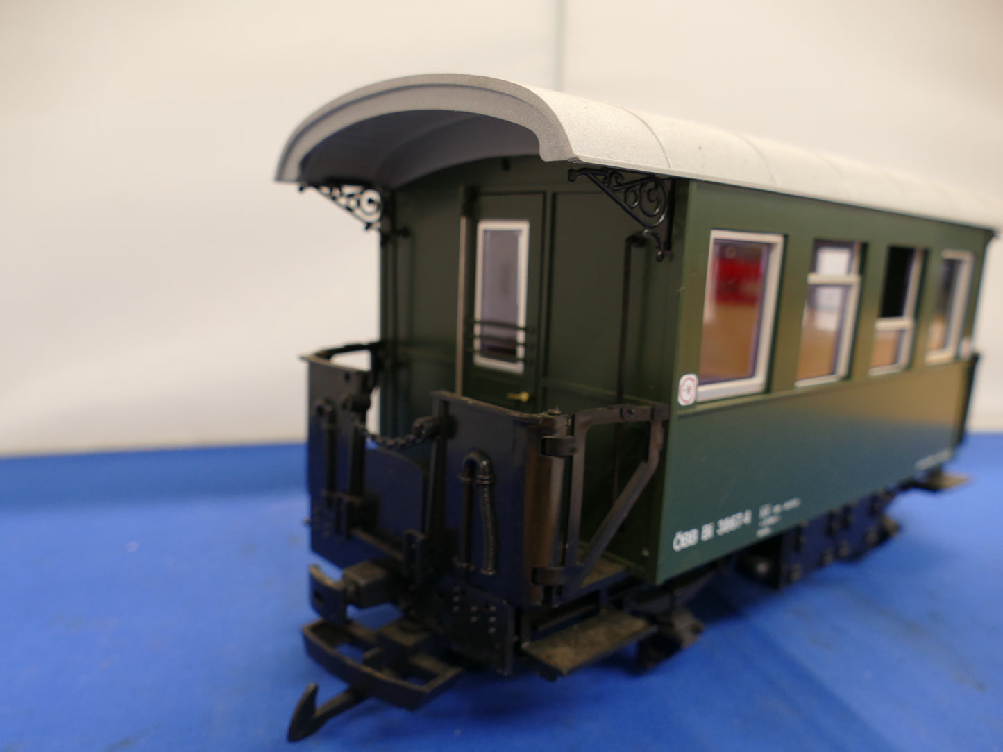 LGB 4 Wheel Coach (used)