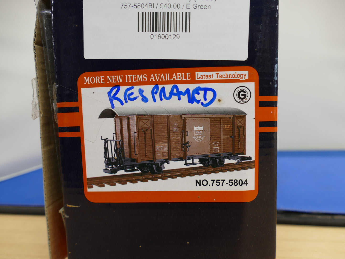 Train Box Van (Black) (used)