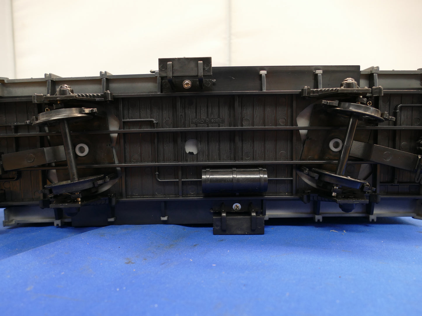Train Box Van (Black) (used)