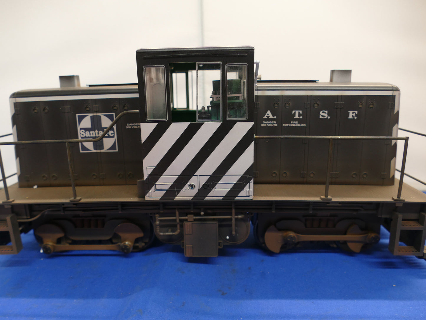 Bachmann Spectrum G Scale - USA 81897BAC 45-tonner GE of the Santa Fe (used)